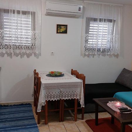אומאג Apartments Katarina מראה חיצוני תמונה