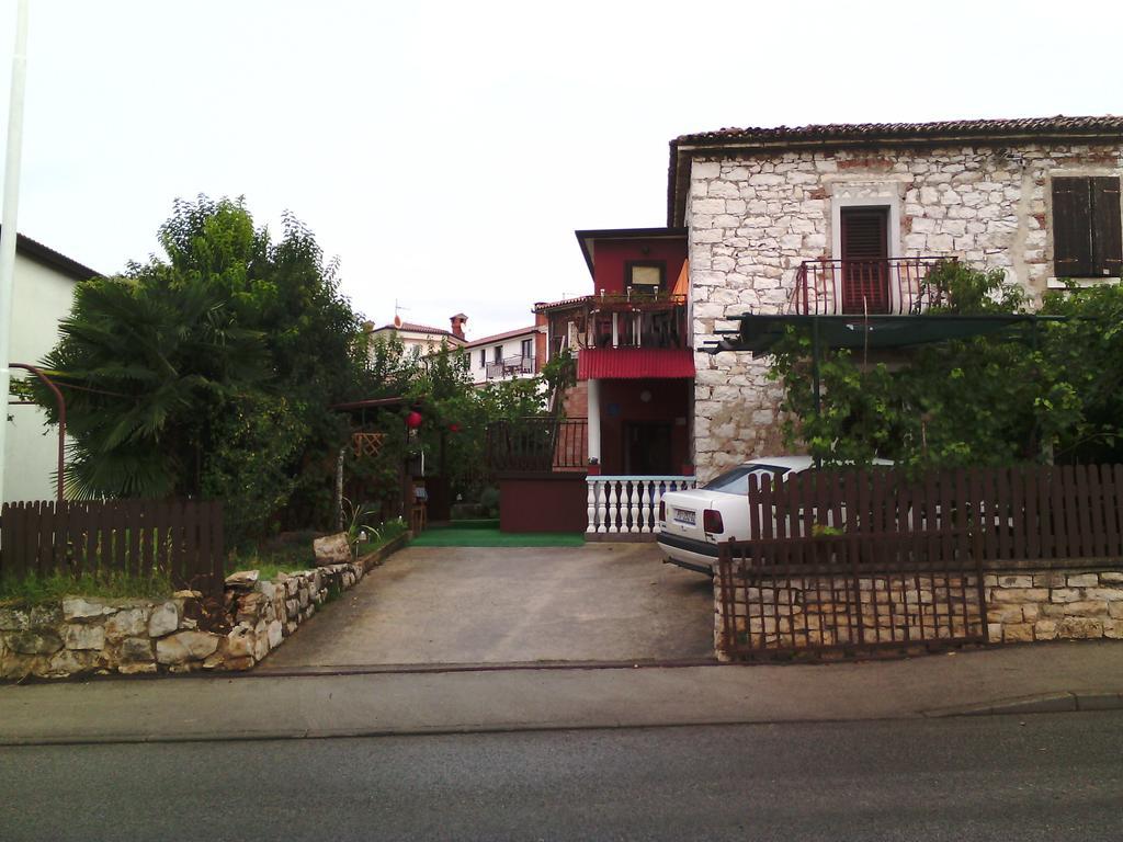 אומאג Apartments Katarina מראה חיצוני תמונה